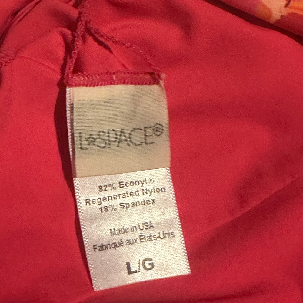 L SPACE GIZELLE BIKINI TOP - INTO THE TROPICS NWOT - Picture 8 of 9
